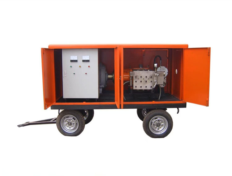 High pressure punching machine