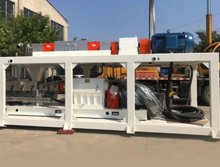 Continuous mixing machine